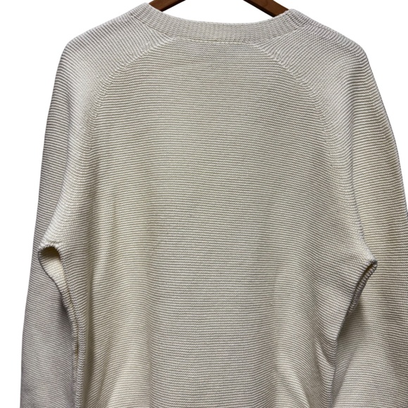 Uniqlo | Women's Cream Knit Crew Neck Sweater - Picture 7 of 9